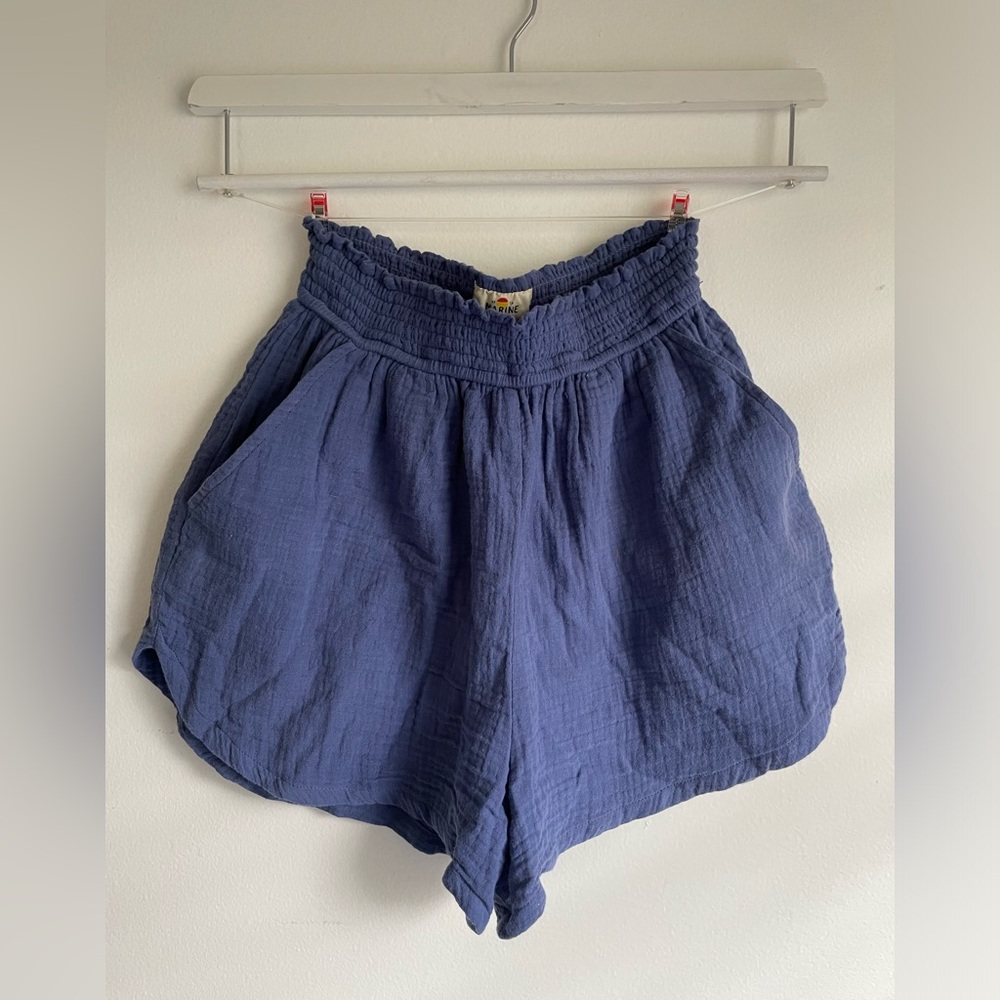 Marine Layer “Corinne Double Cloth Short”, Size S, blue